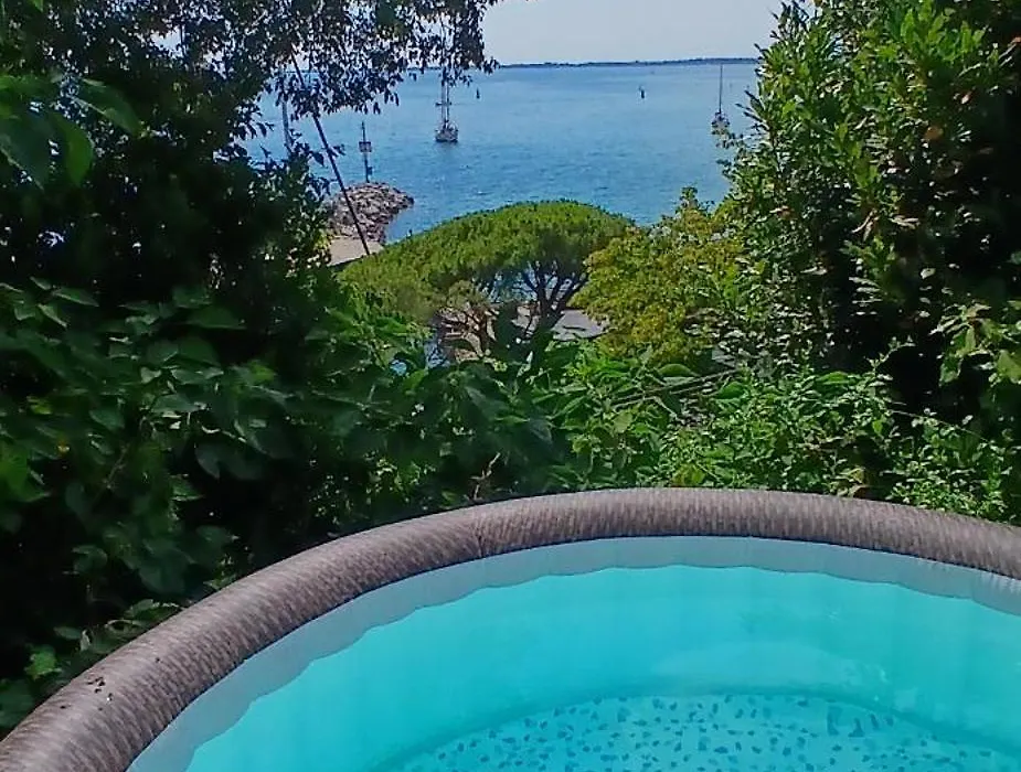 Villa Mira Bed&Breakfast-1